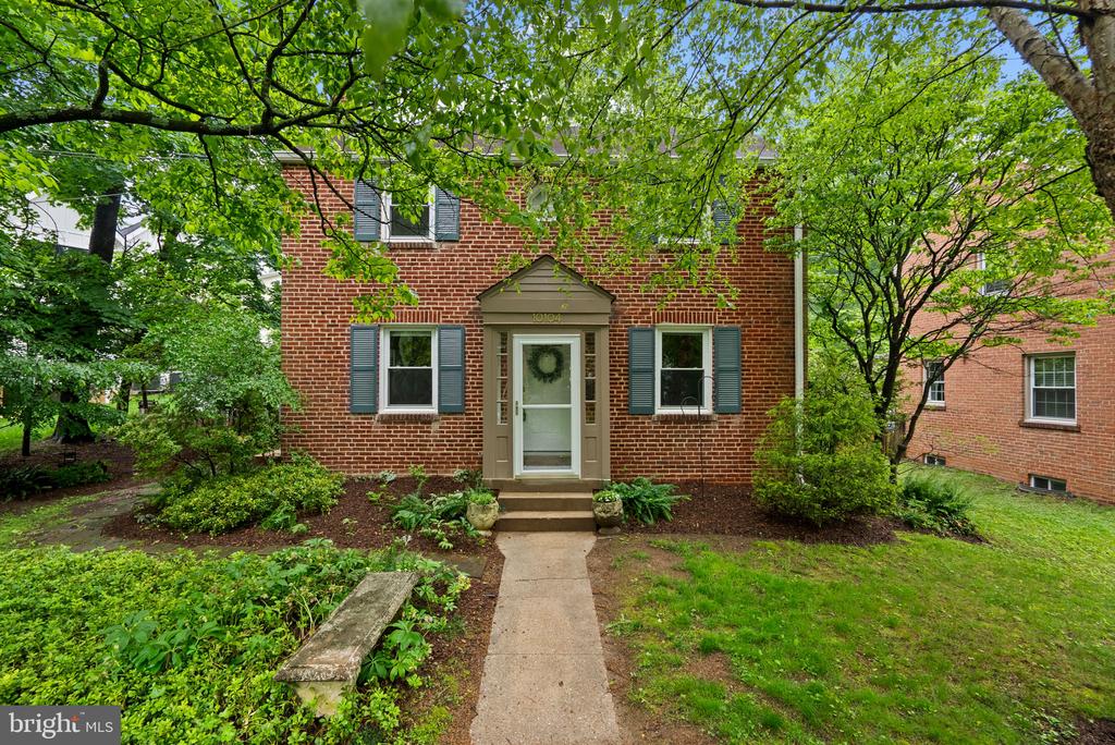 10104 BIG ROCK ROAD