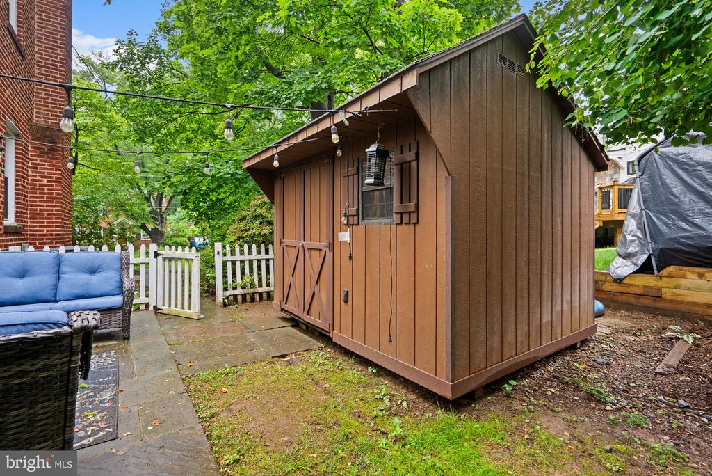 10104 BIG ROCK ROAD