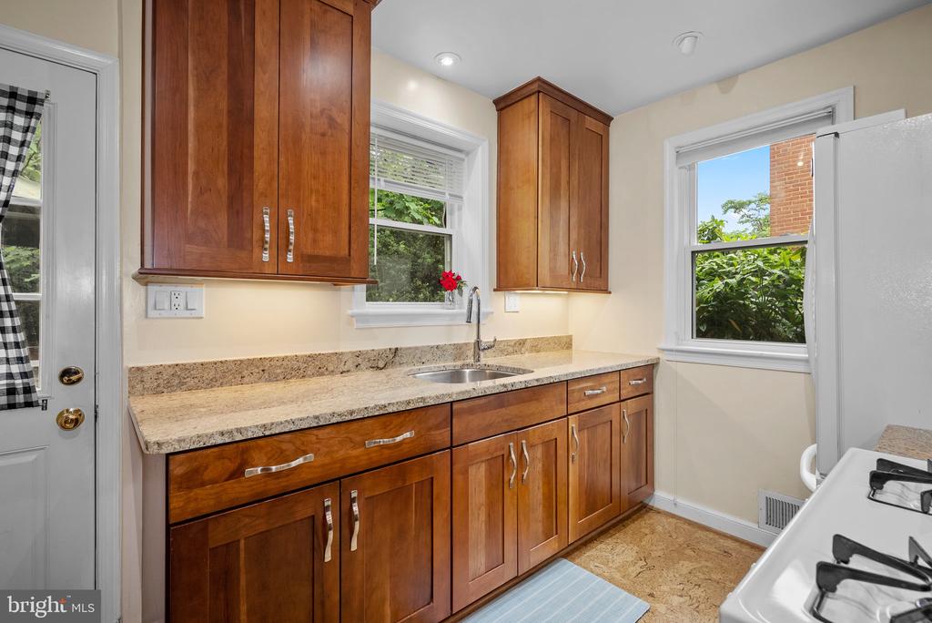 10104 BIG ROCK ROAD