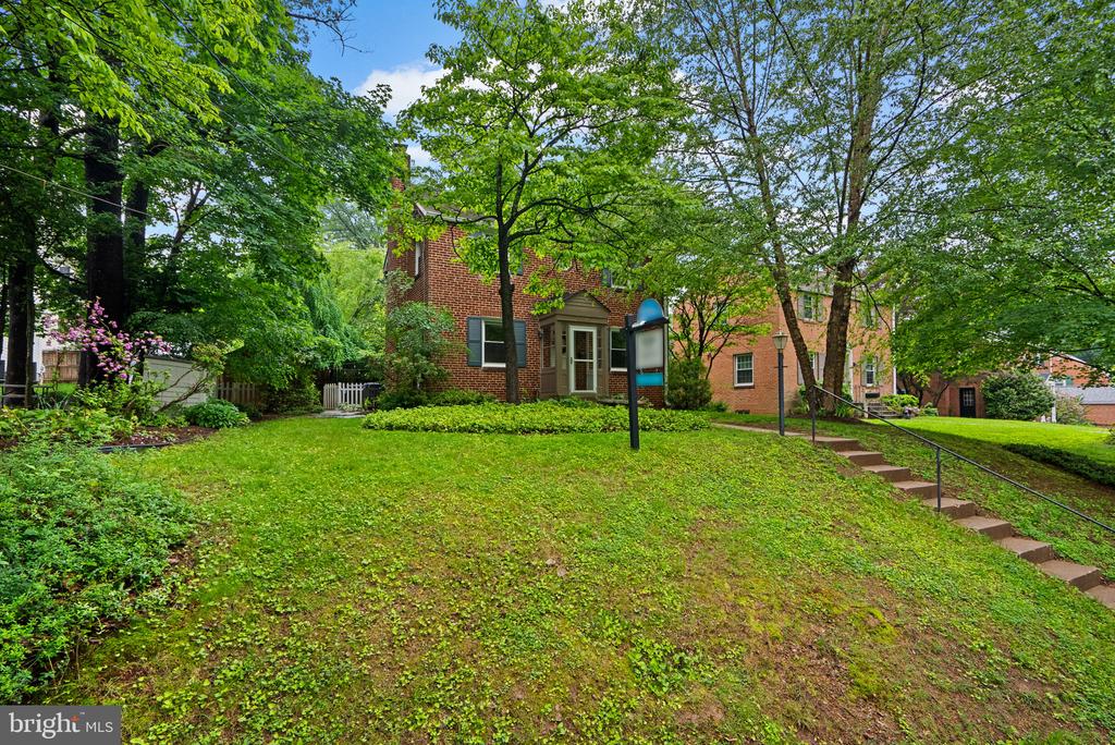 10104 BIG ROCK ROAD
