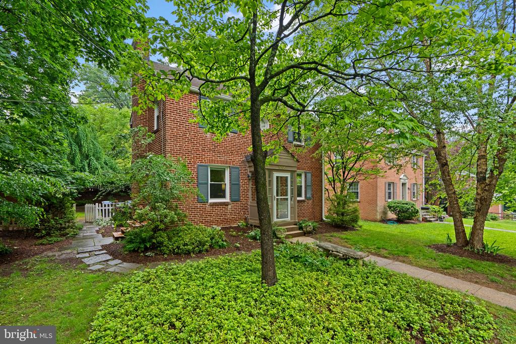 10104 BIG ROCK ROAD
