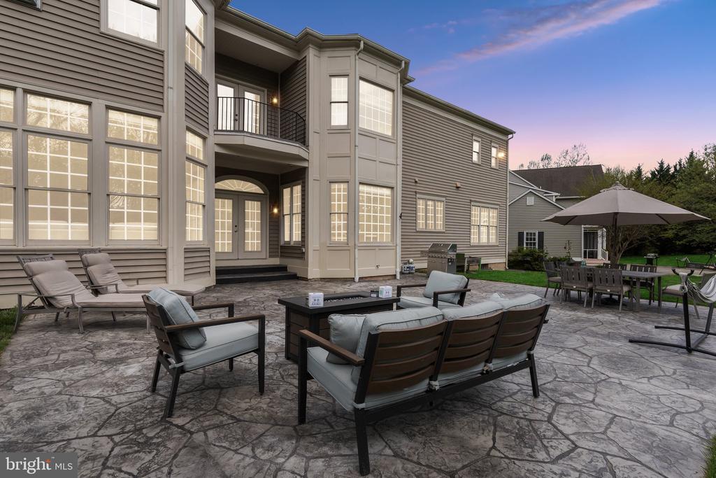 1402 LAKE NORWOOD WAY