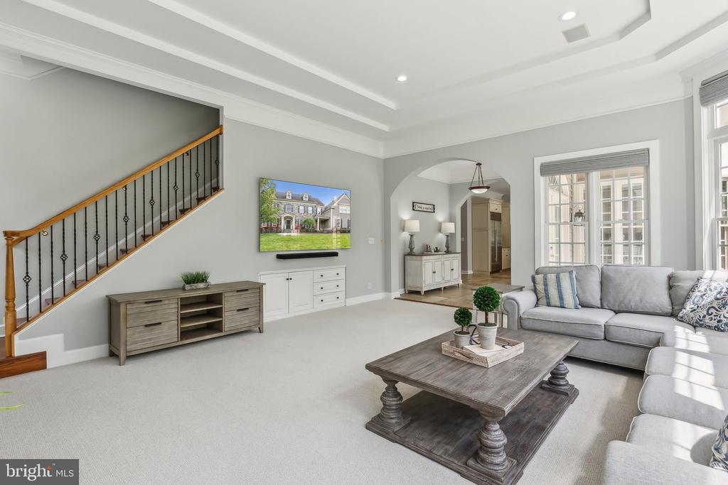 1402 LAKE NORWOOD WAY