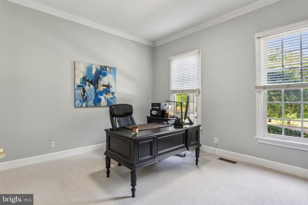 1402 LAKE NORWOOD WAY