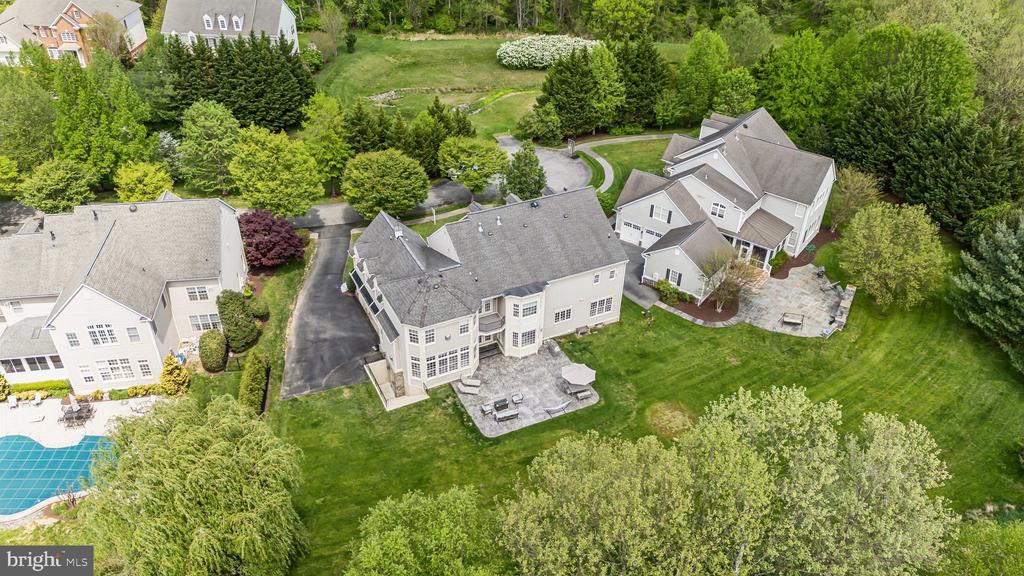 1402 LAKE NORWOOD WAY