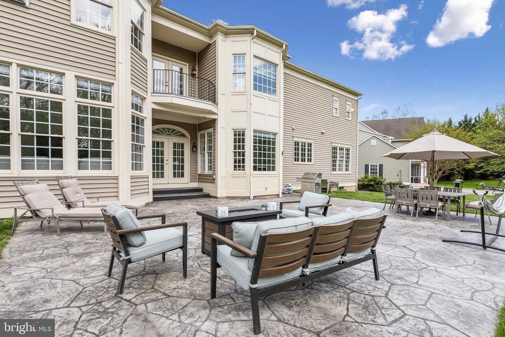 1402 LAKE NORWOOD WAY