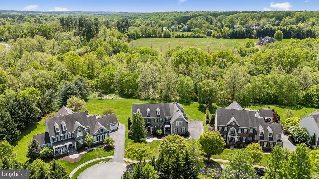 1402 LAKE NORWOOD WAY