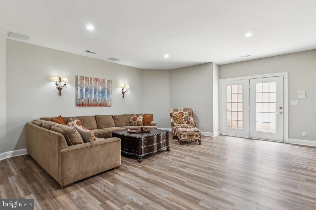 1402 LAKE NORWOOD WAY