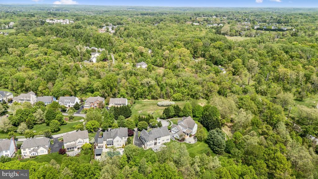 1402 LAKE NORWOOD WAY