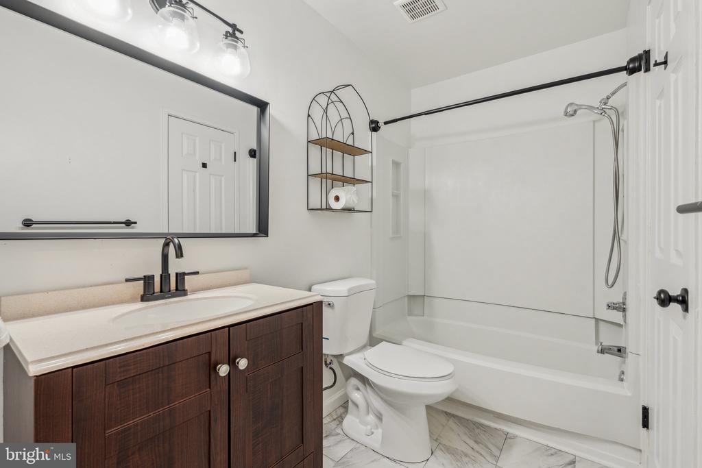 13117 WONDERLAND WAY Unit: 4 (13-146)