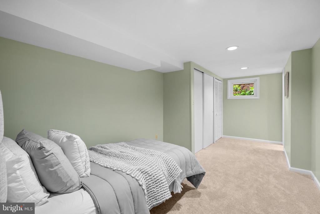 214 WHITMOOR TERRACE