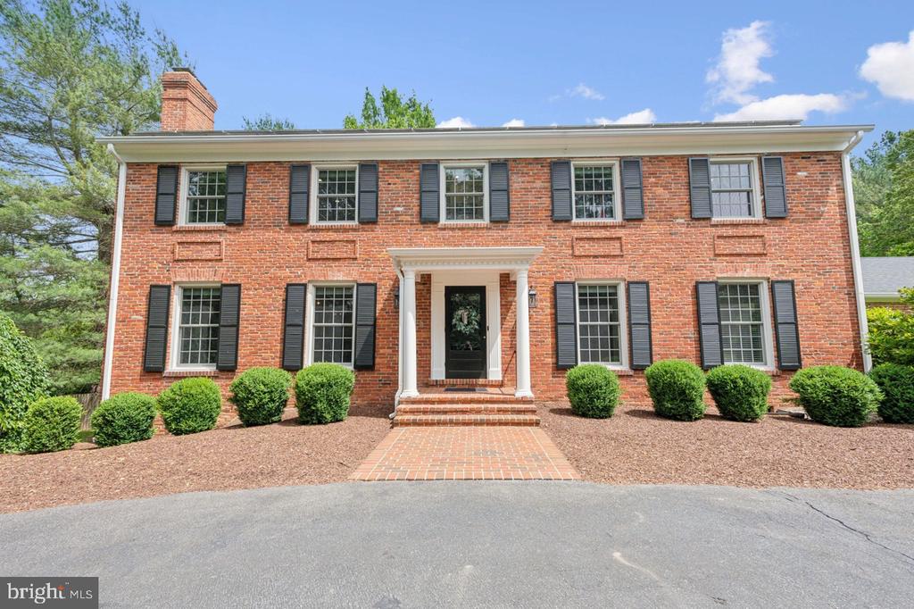 11013 HOMEPLACE LANE