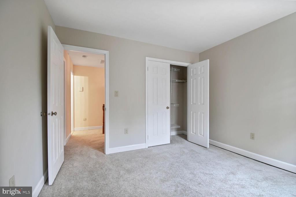 8217 LOCHINVER LANE