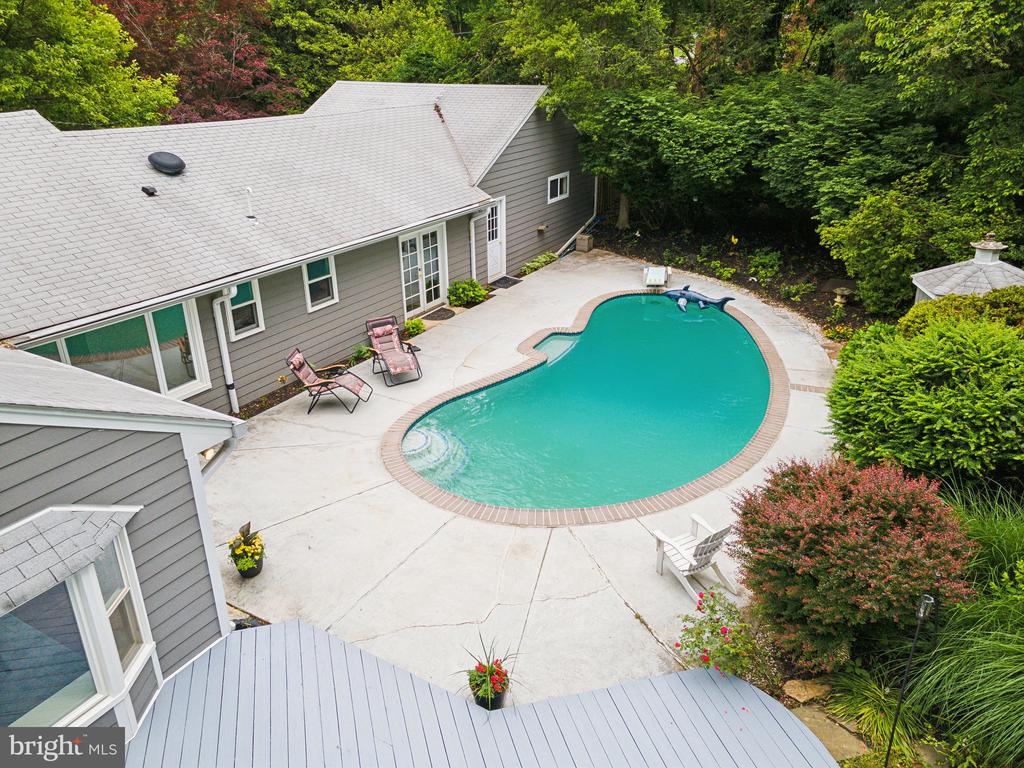 701 NOTLEY ROAD