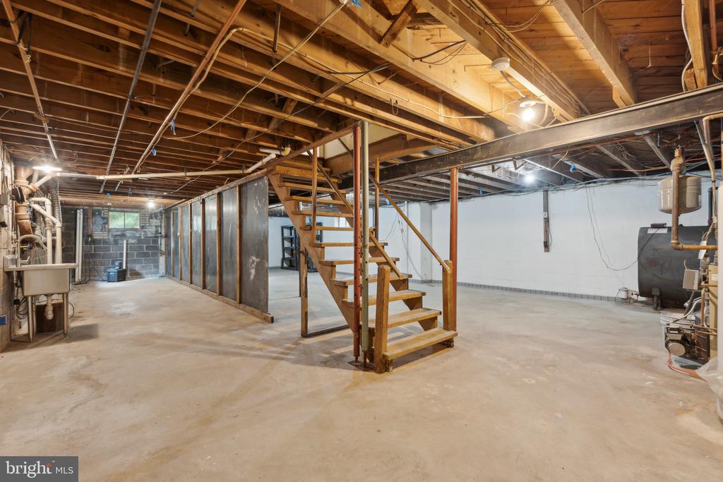 701 NOTLEY ROAD