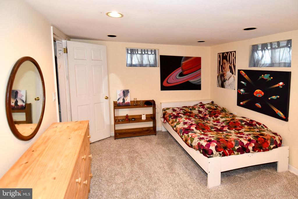 1310 HORNELL DRIVE
