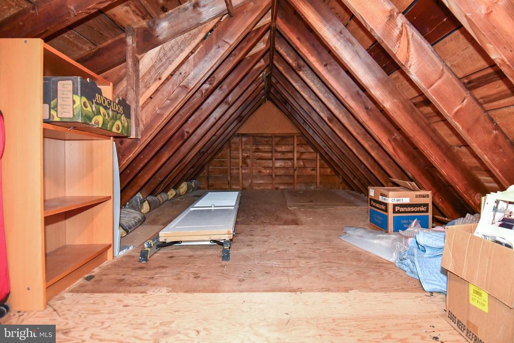 1310 HORNELL DRIVE