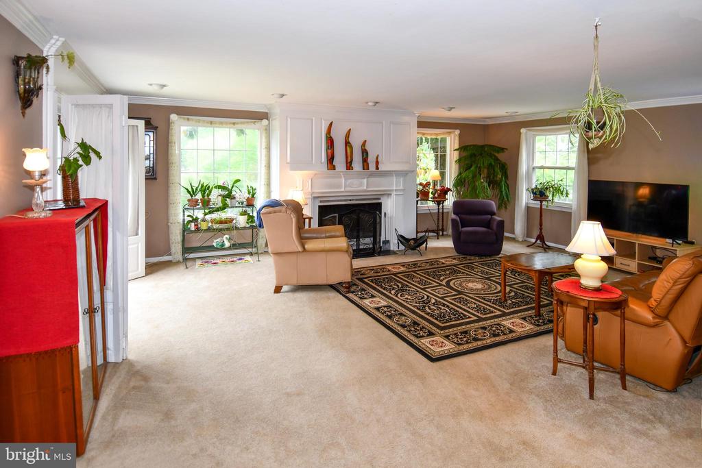 1310 HORNELL DRIVE