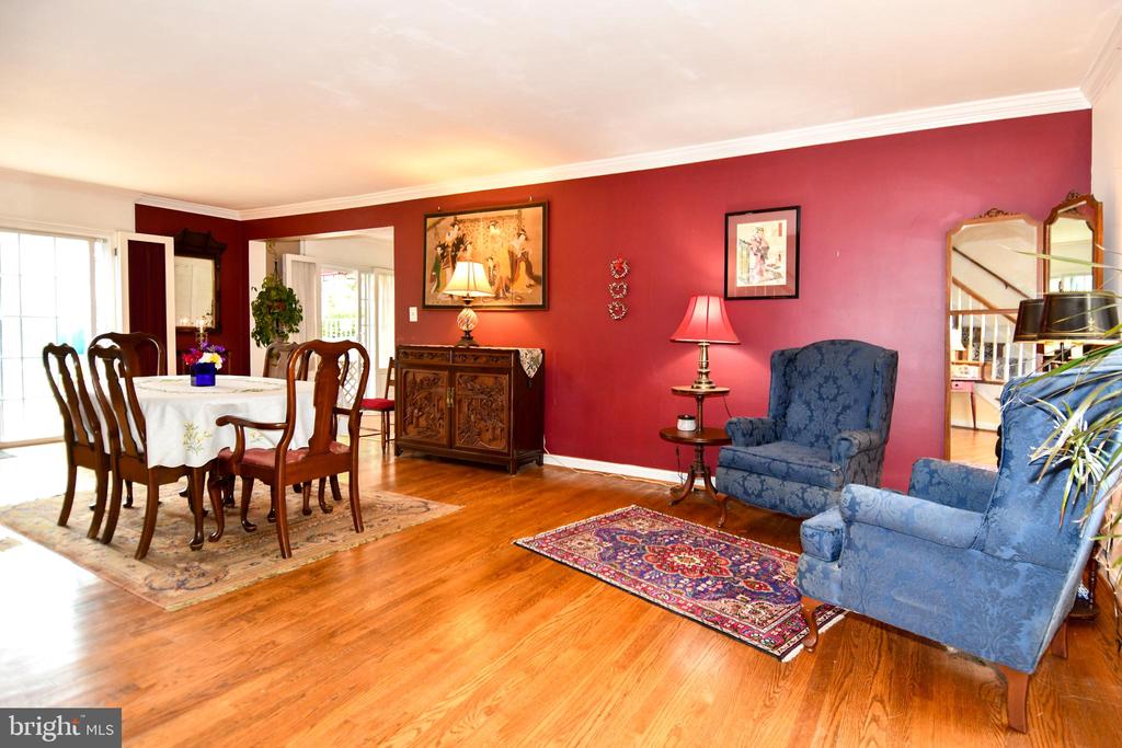 1310 HORNELL DRIVE