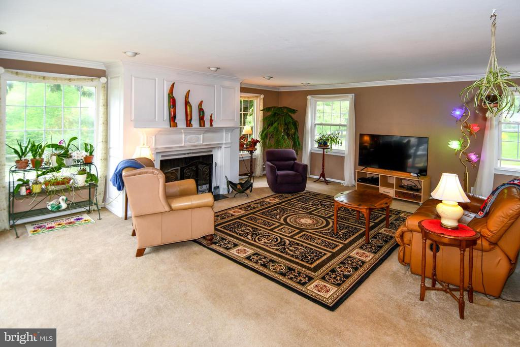 1310 HORNELL DRIVE
