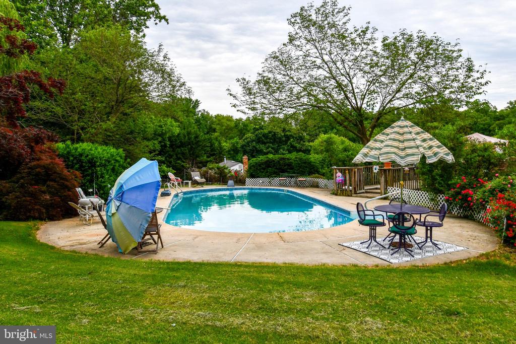 1310 HORNELL DRIVE