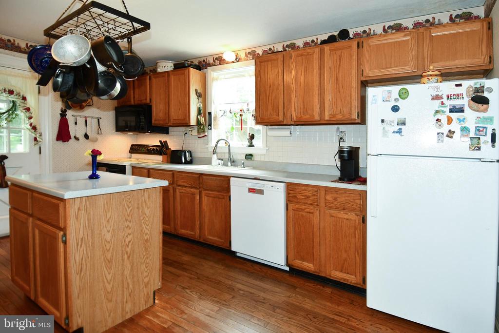 1310 HORNELL DRIVE