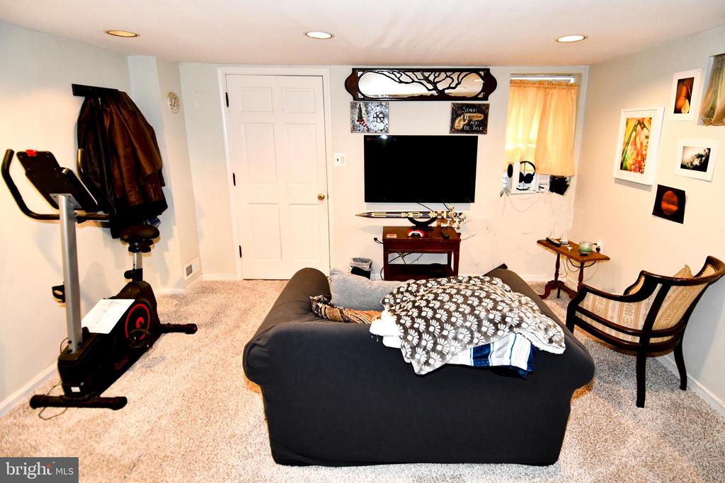 1310 HORNELL DRIVE