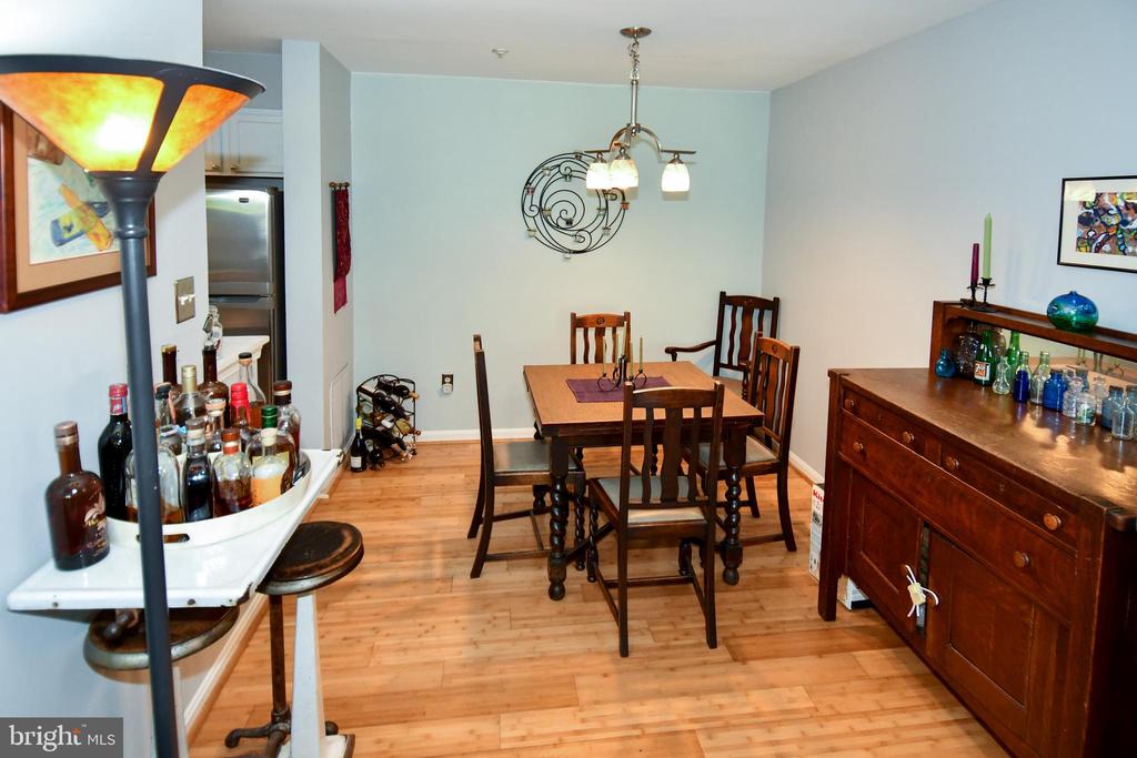 19064 HIGHSTREAM DRIVE Unit: 777