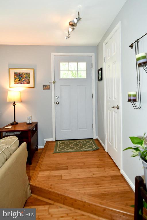 19064 HIGHSTREAM DRIVE Unit: 777