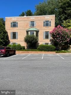 5201 WESTBARD AVENUE Unit: 27