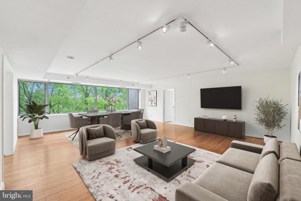 5450 WHITLEY PARK TERRACE Unit: 912