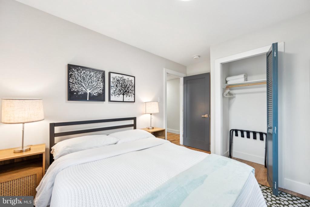606 LINCOLN STREET