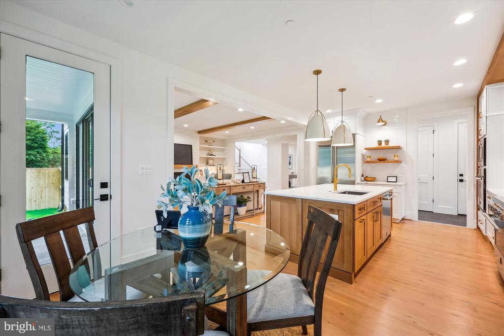 6008 MELVERN DRIVE