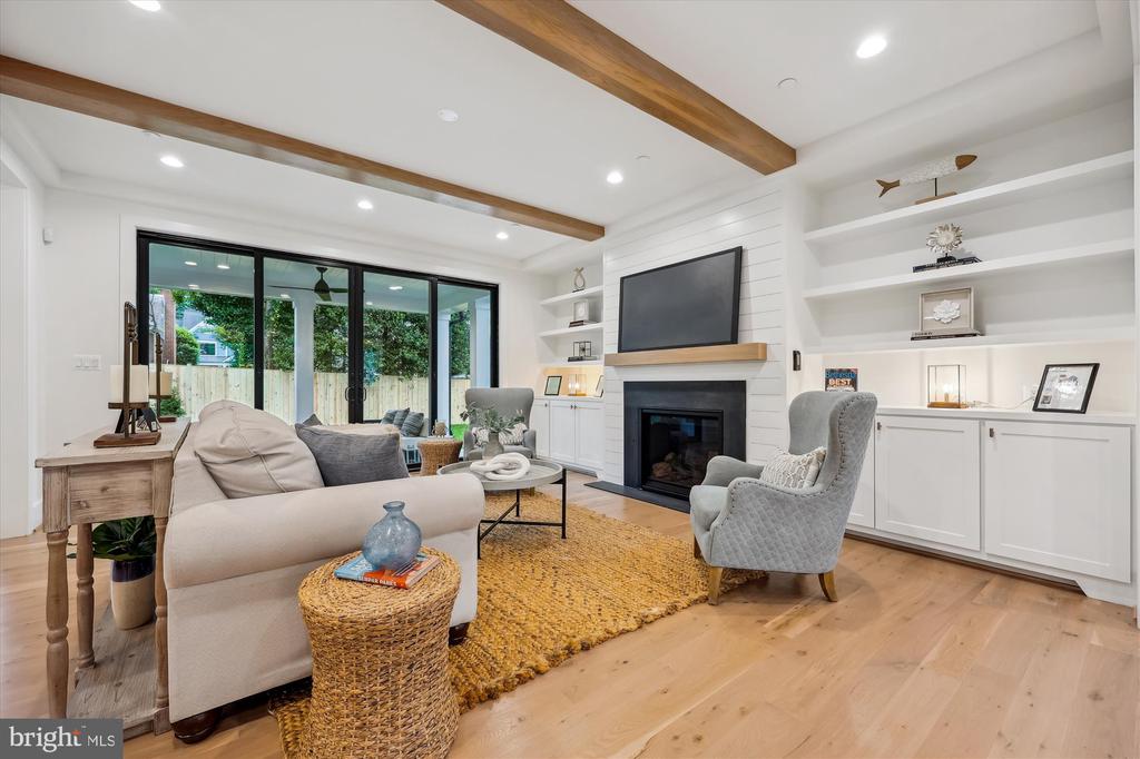 6008 MELVERN DRIVE