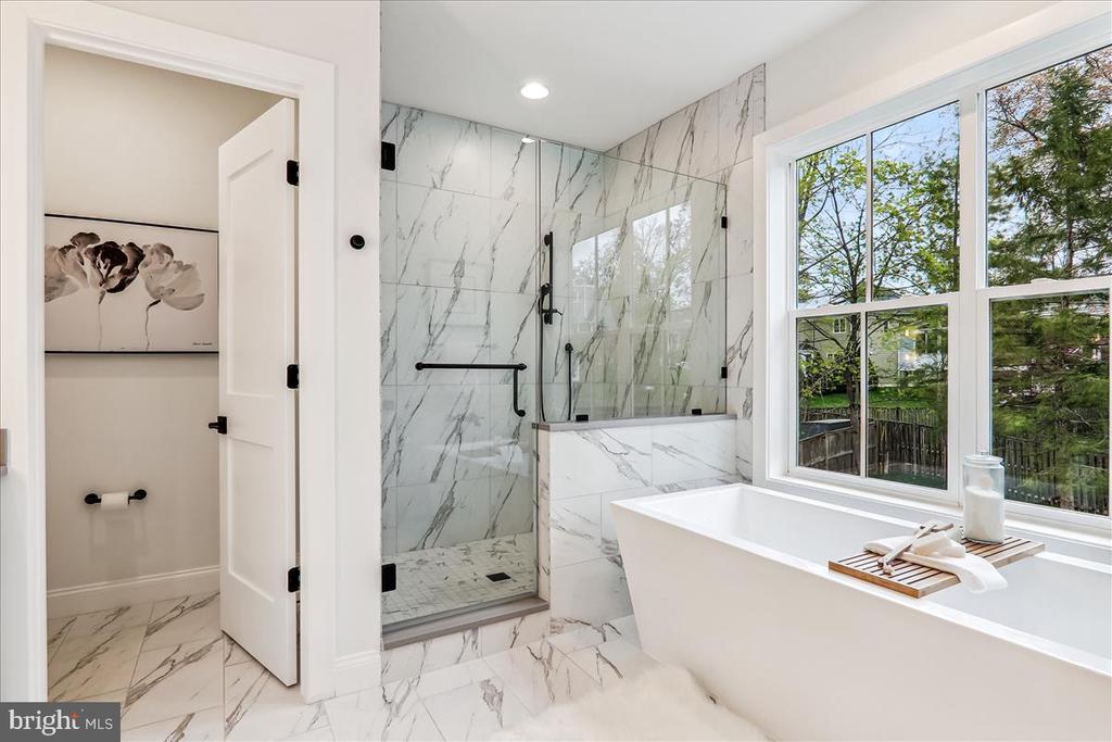 9705 BRIXTON LANE