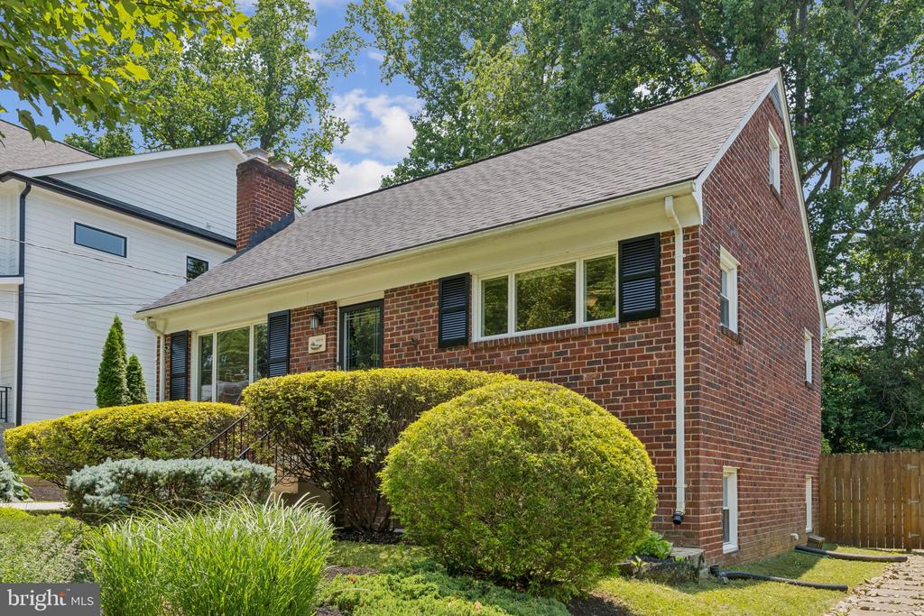 4414 WESTBROOK LANE
