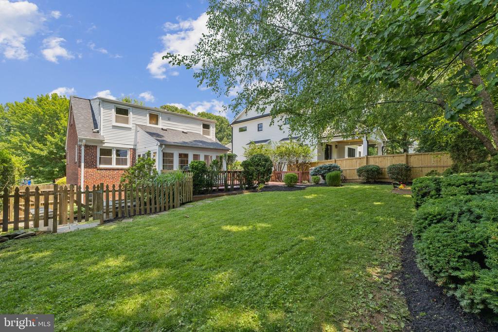 4414 WESTBROOK LANE