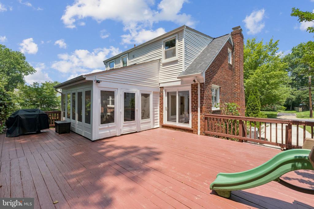 4414 WESTBROOK LANE