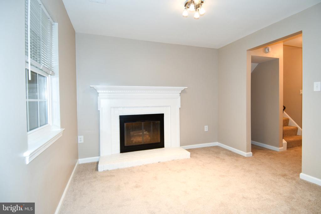 14632 TYNEWICK TERRACE Unit: 2-1463