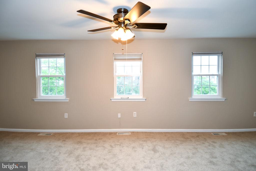 14632 TYNEWICK TERRACE Unit: 2-1463