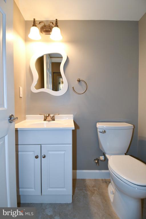 14632 TYNEWICK TERRACE Unit: 2-1463