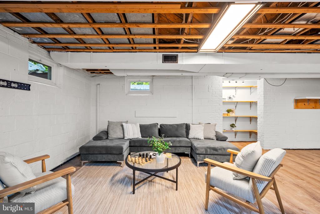 10205 WOODMOOR CIRCLE