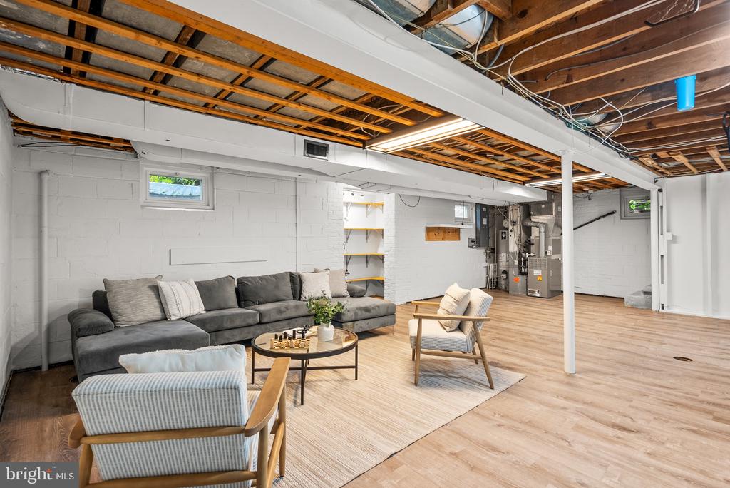10205 WOODMOOR CIRCLE