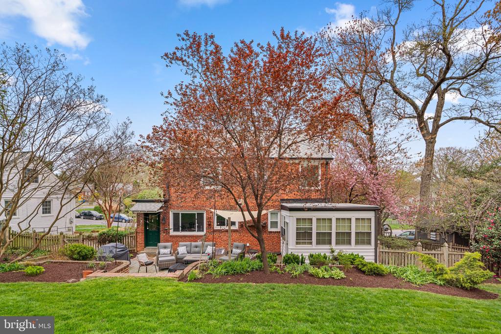 10205 WOODMOOR CIRCLE