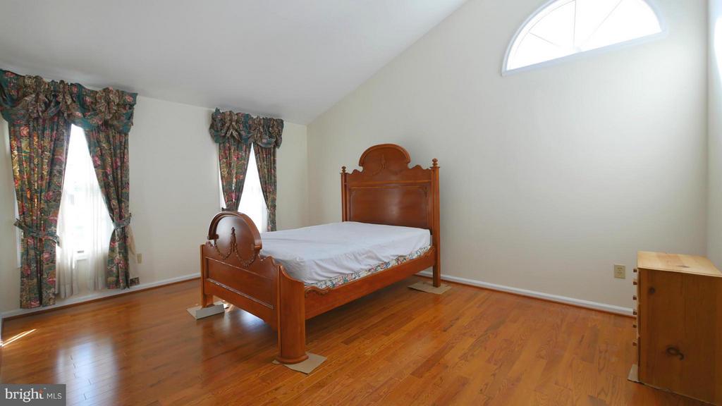 14119 FOREST RIDGE