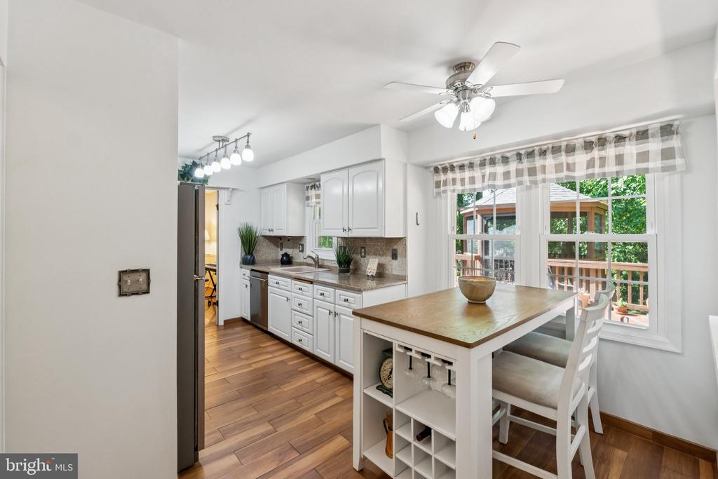 16520 KEATS TERRACE