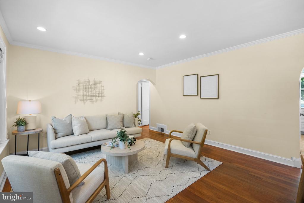416 PENWOOD ROAD