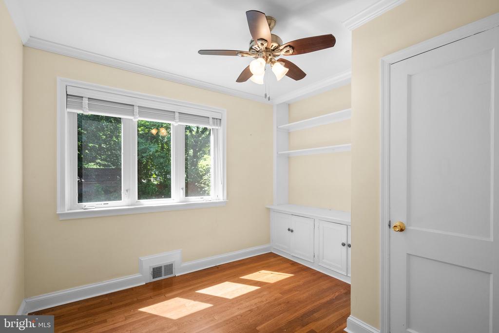 416 PENWOOD ROAD