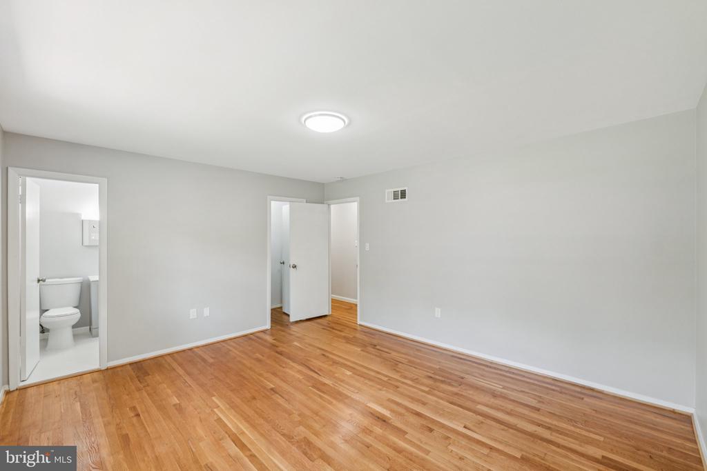 1310 GRESHAM ROAD