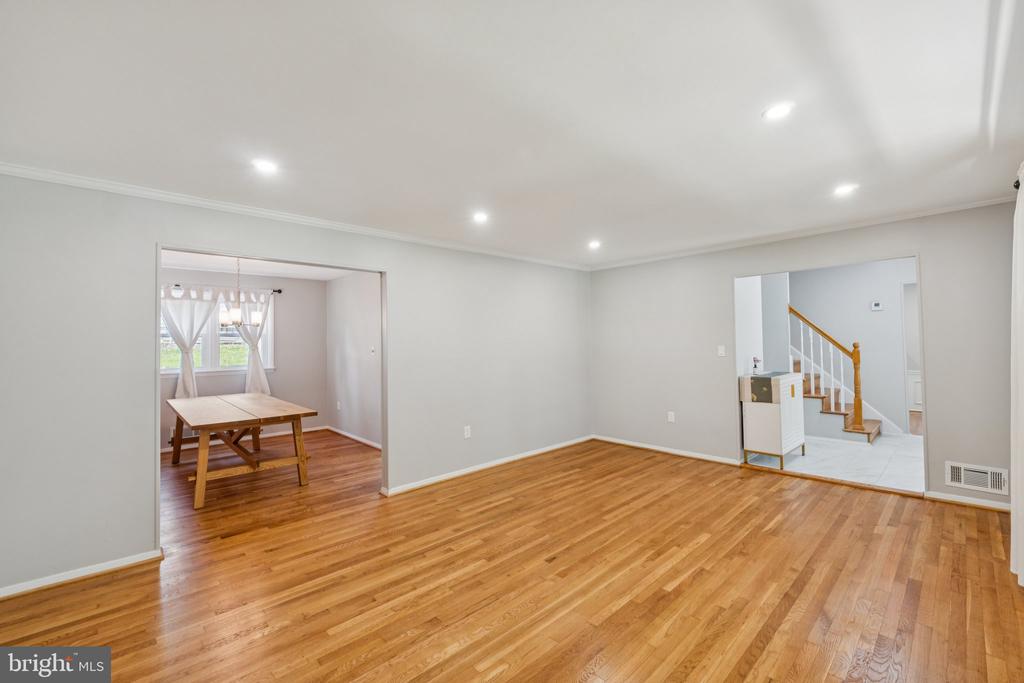 1310 GRESHAM ROAD